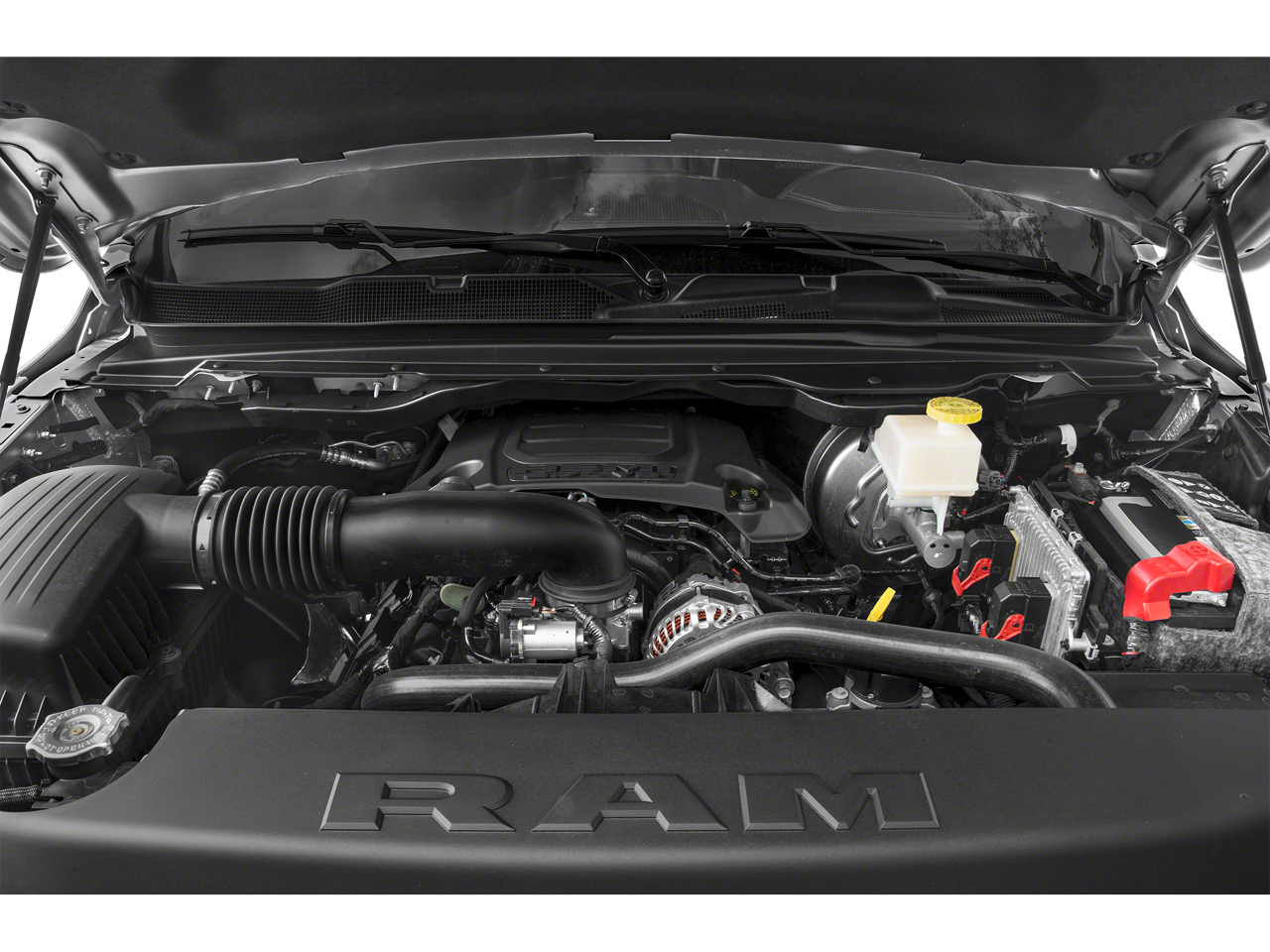 2020 RAM 1500 Laramie Crew Cab 4x4 5'7" Box