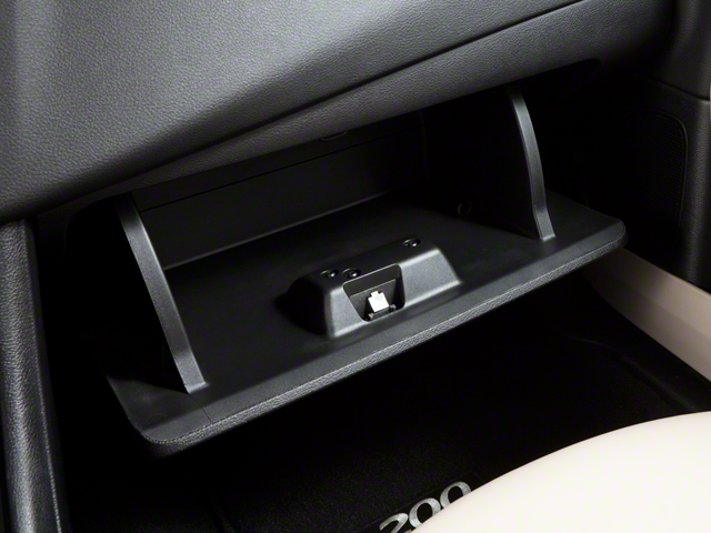 2012 Chrysler 200 Touring