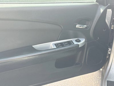 2011 Chrysler 200 Touring