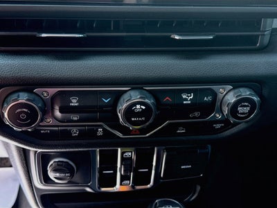 2025 Jeep Gladiator Nighthawk
