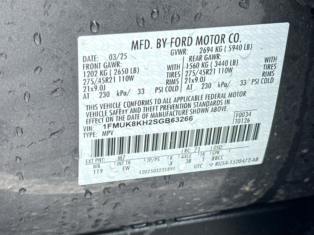 2025 Ford Explorer ST-Line