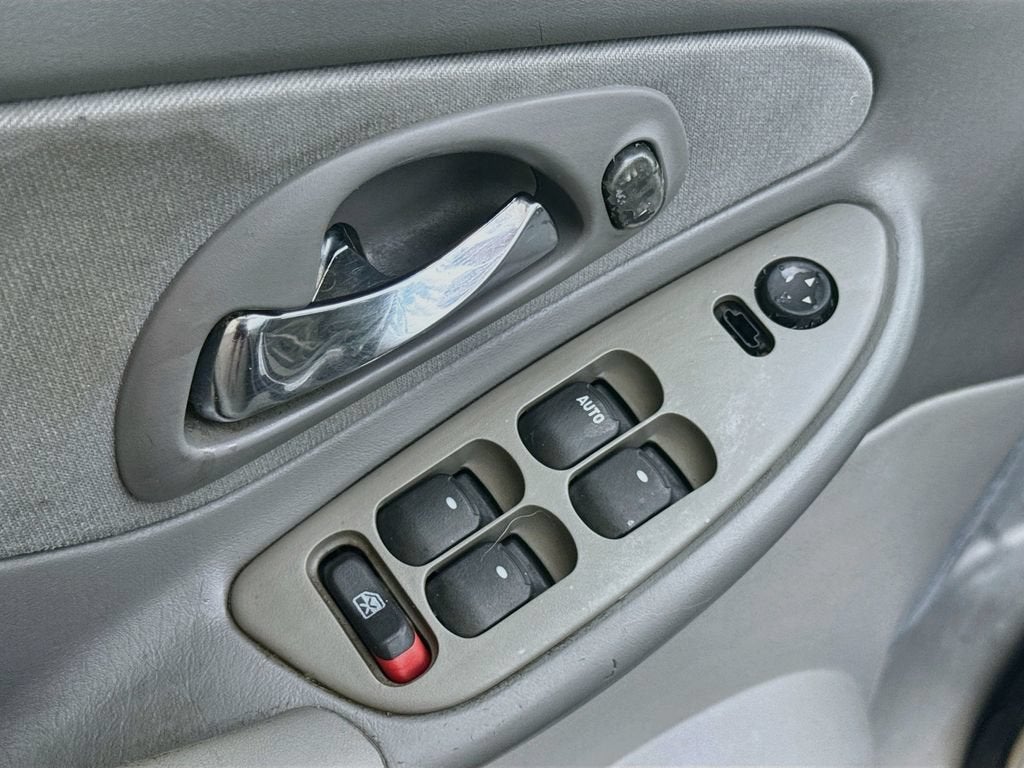 2005 Chevrolet Malibu LS