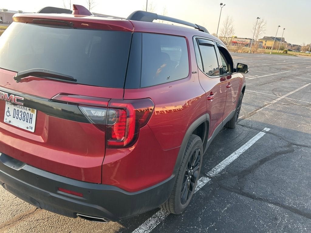 2023 GMC Acadia SLE