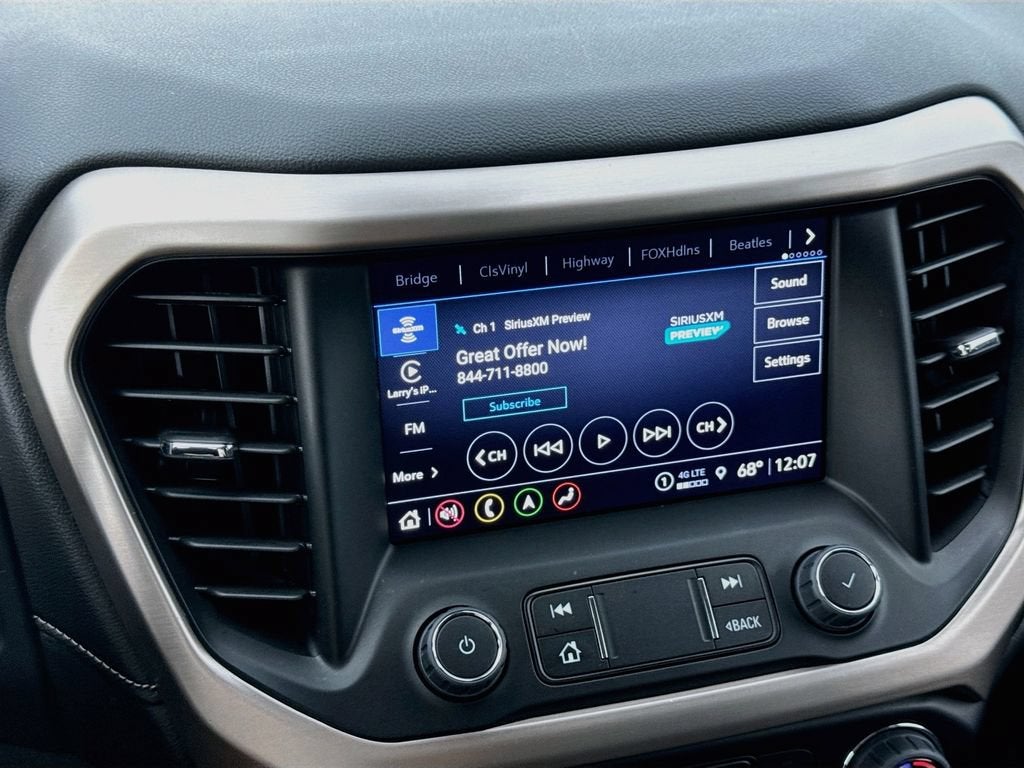 2023 GMC Acadia Denali