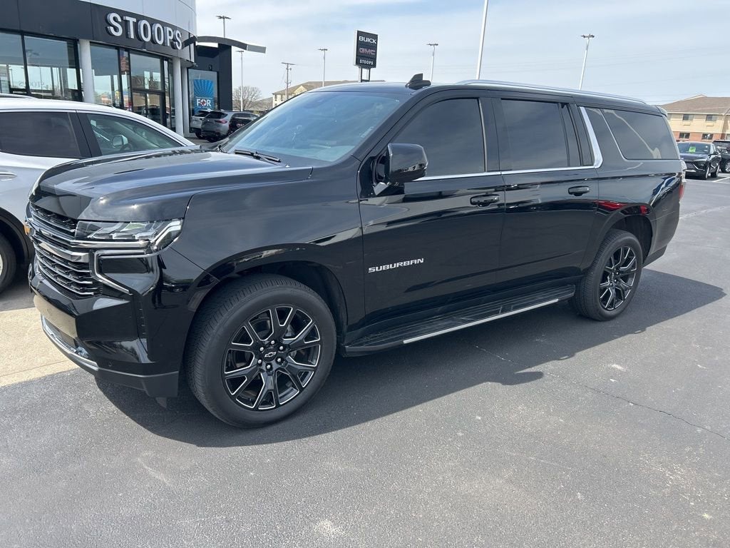 2024 Chevrolet Suburban LT