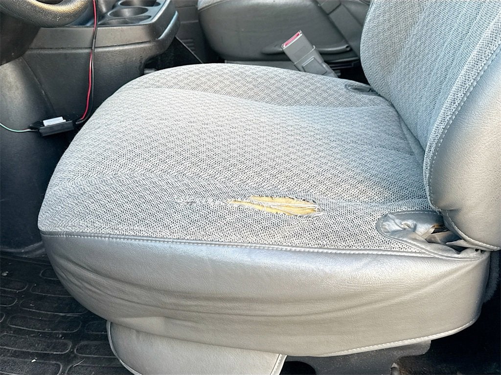 2015 Chevrolet Express Passenger 2500 LS