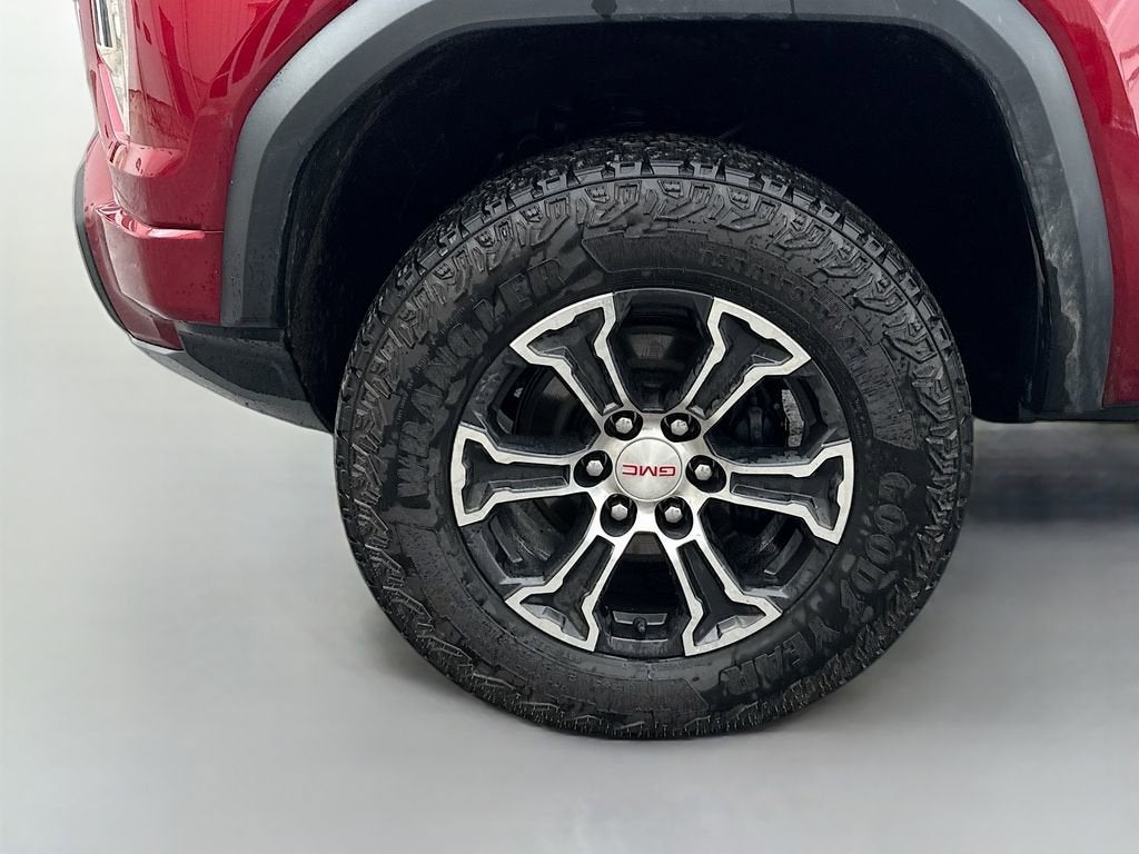2024 GMC Canyon AT4
