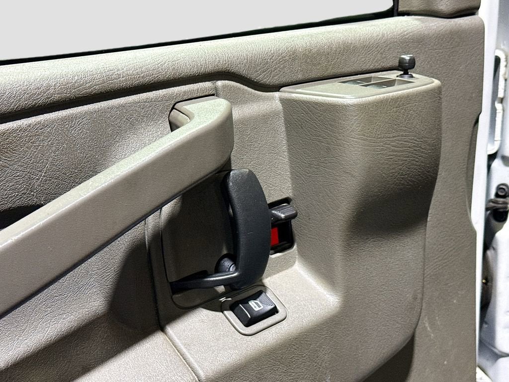 2023 GMC Savana Cargo 2500 Work Van