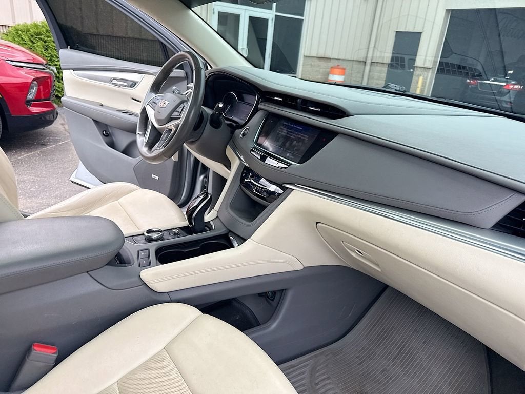 2020 Cadillac XT5 Premium Luxury