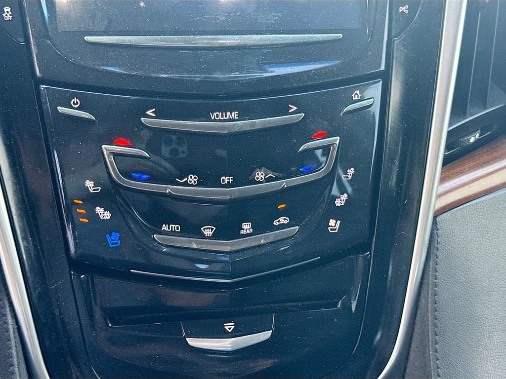 2020 Cadillac Escalade Luxury