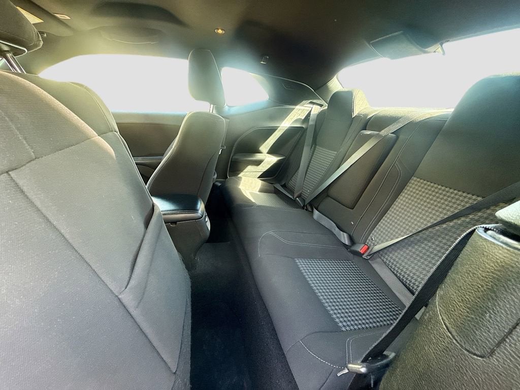 2022 Dodge Challenger SXT