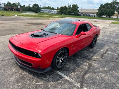 2016 Dodge Challenger 392 Hemi Scat Pack Shaker