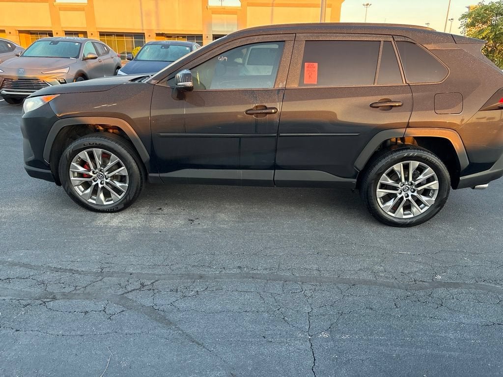 2019 Toyota RAV4 XLE Premium