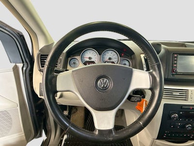 2010 Volkswagen Routan SEL w/Navigation