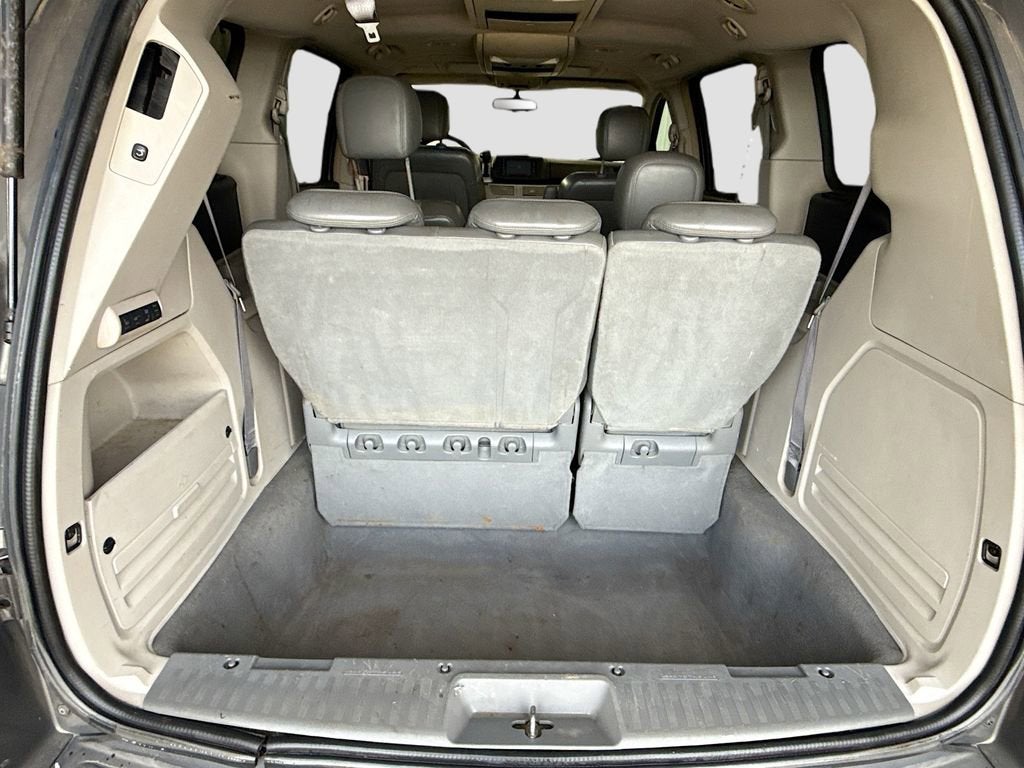 2010 Volkswagen Routan SEL w/Navigation