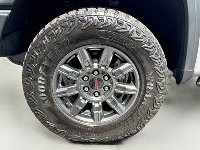 2025 GMC Sierra 1500 AT4X