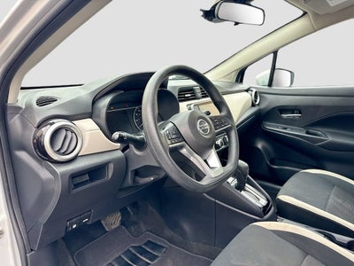 2022 Nissan Versa SV