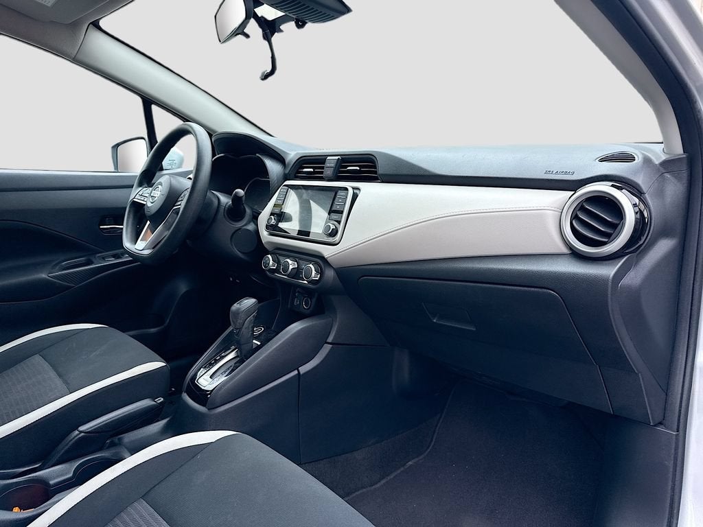 2022 Nissan Versa SV