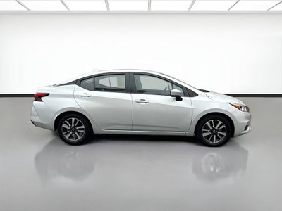 2022 Nissan Versa SV