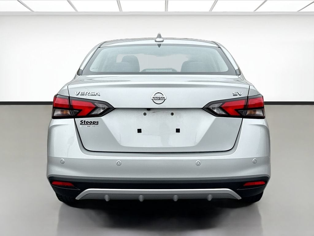 2022 Nissan Versa SV