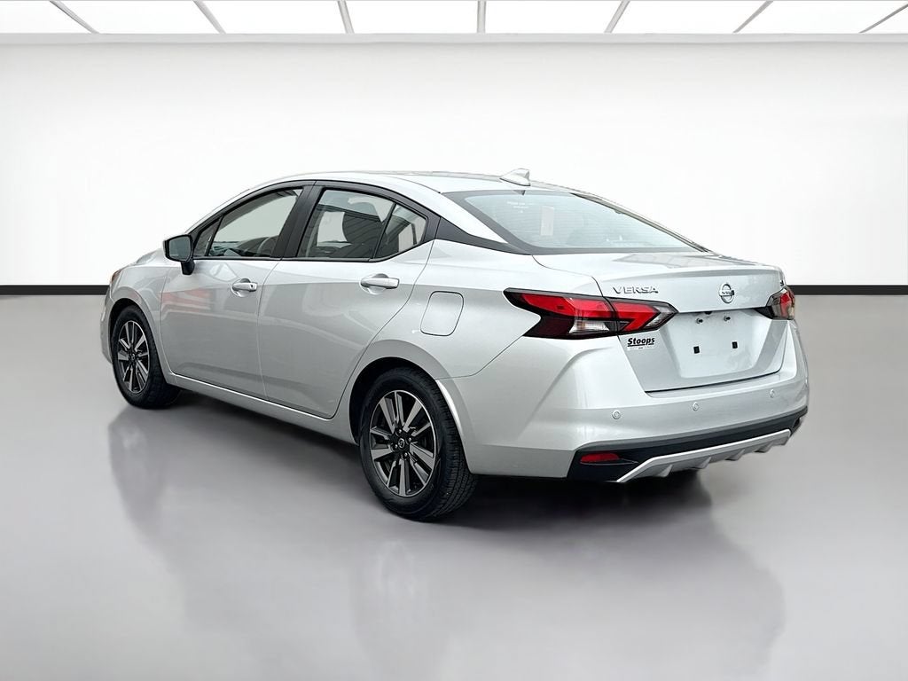 2022 Nissan Versa SV