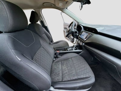 2023 Nissan Kicks SV Xtronic CVT