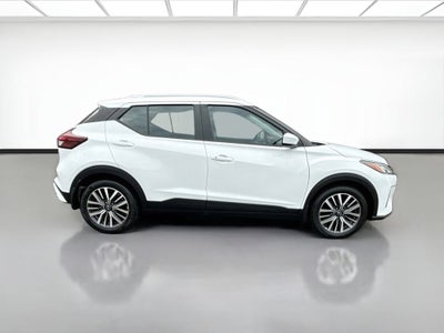2023 Nissan Kicks SV Xtronic CVT