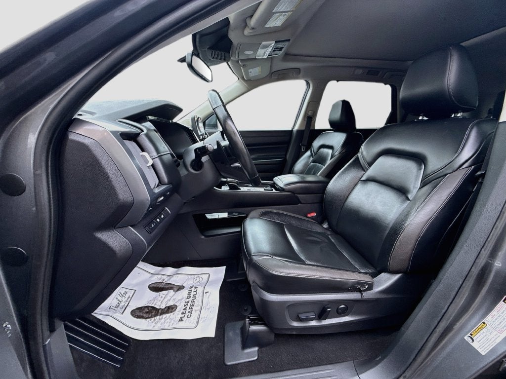 2022 Nissan Pathfinder SL 4WD