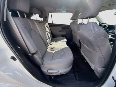 2023 Toyota Highlander LE