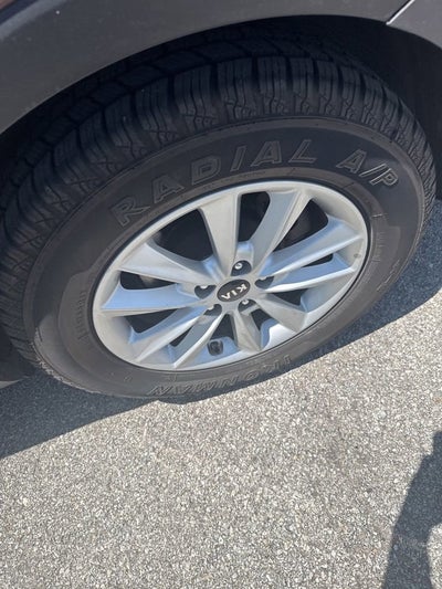 2020 Kia Sorento 3.3L LX