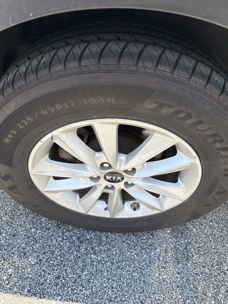 2020 Kia Sorento 3.3L LX