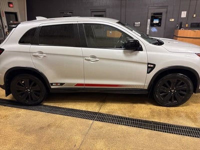 2024 Mitsubishi Outlander Sport S