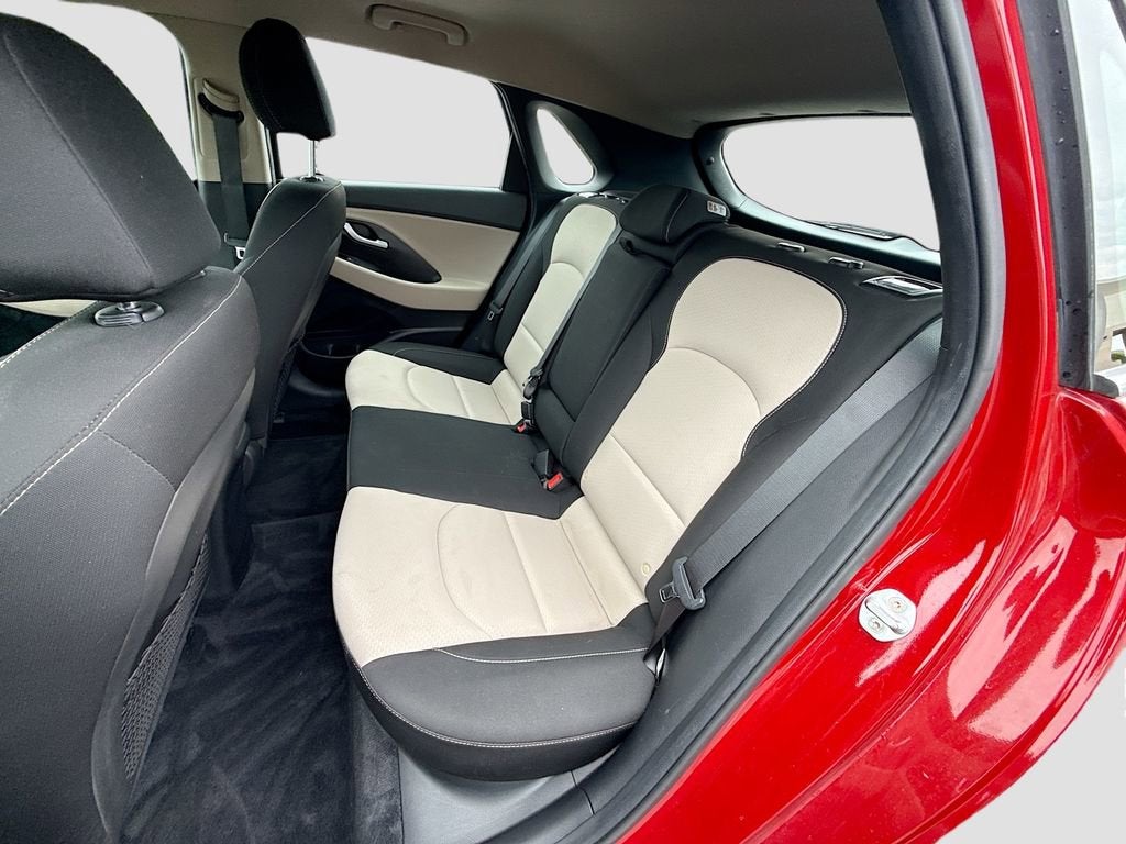 2020 Hyundai Elantra GT Base