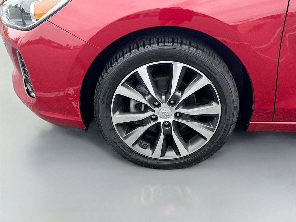 2020 Hyundai Elantra GT Base