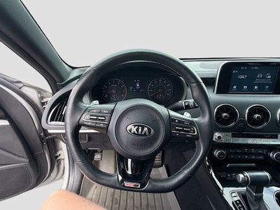 2021 Kia Stinger GT-Line