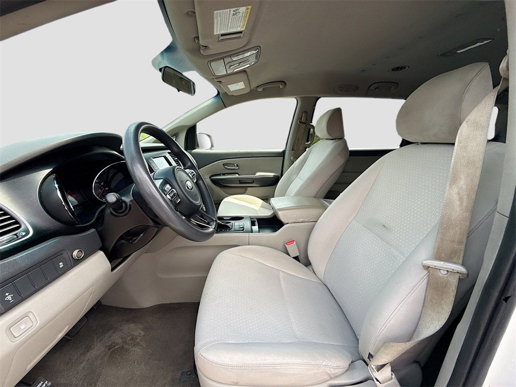 2018 Kia Sedona L