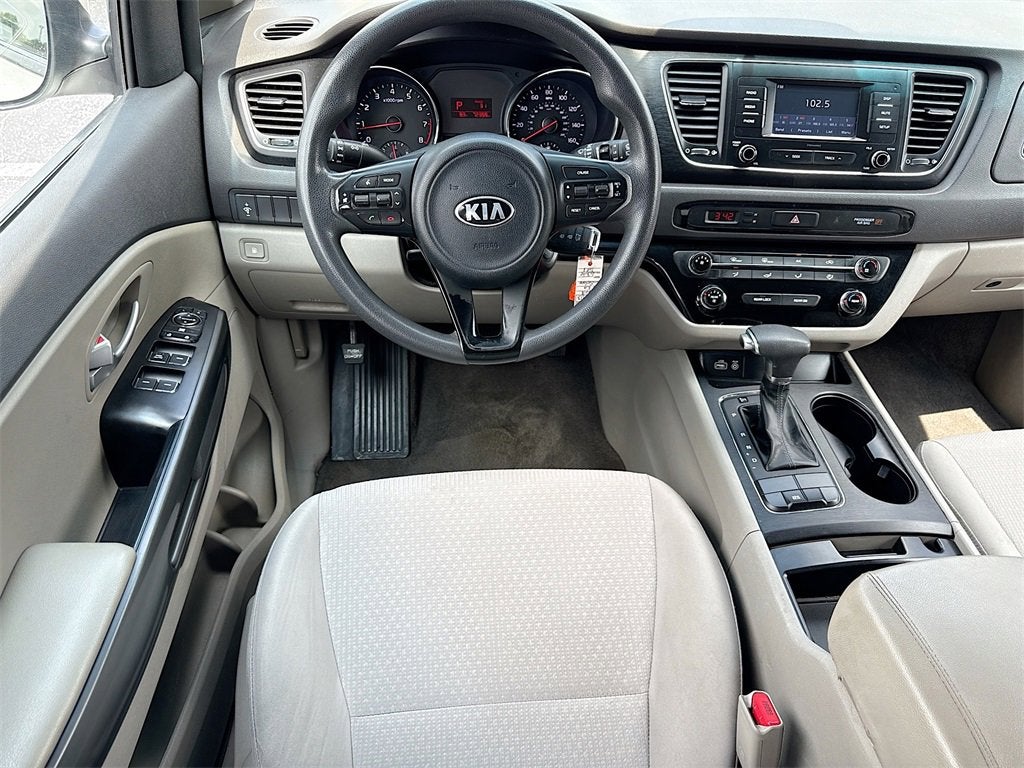 2018 Kia Sedona L