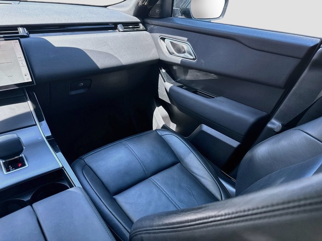 2025 Land Rover Range Rover Velar Dynamic SE