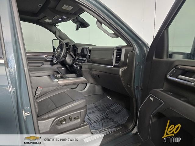 2025 Chevrolet Silverado 3500 HD LTZ