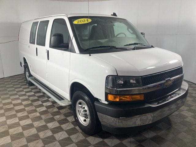 2024 Chevrolet Express Cargo 2500 WT