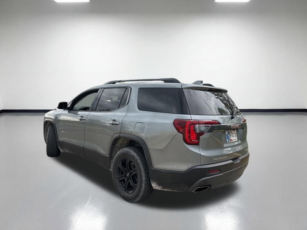 2023 GMC Acadia AT4