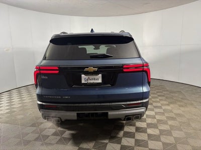 2025 Chevrolet Traverse LT