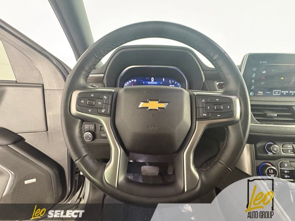 2023 Chevrolet Suburban LT