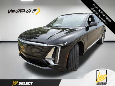 2024 Cadillac LYRIQ Luxury 2