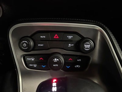 2022 Dodge Challenger SXT