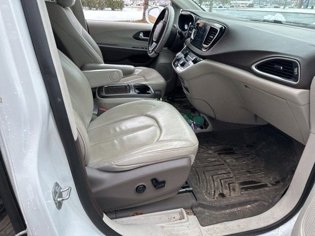 2020 Chrysler Pacifica Touring L Plus