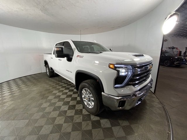 2025 Chevrolet Silverado 3500 HD LTZ