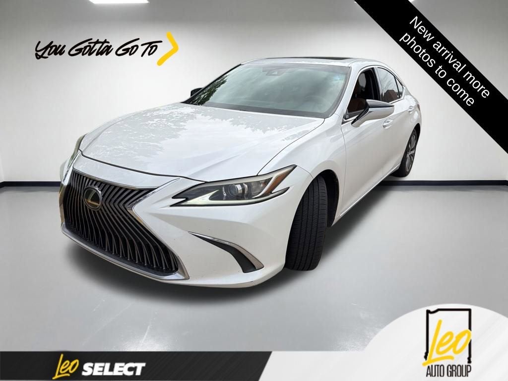 2020 Lexus ES 350 350's photo