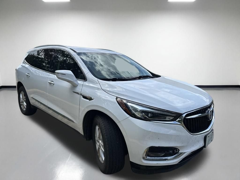 Used 2019 Buick Enclave Essence with VIN 5GAERBKW4KJ183250 for sale in Columbus, IN