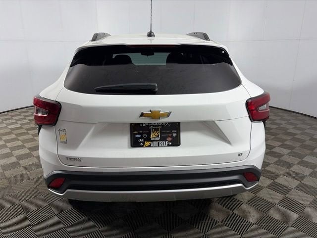 2026 Chevrolet Trax LT - Photo 6